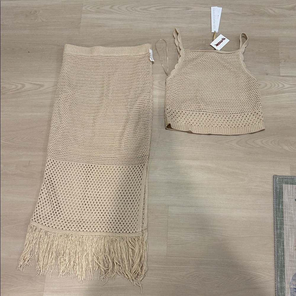 House of Harlow 1960 Cream Knit Dress Set